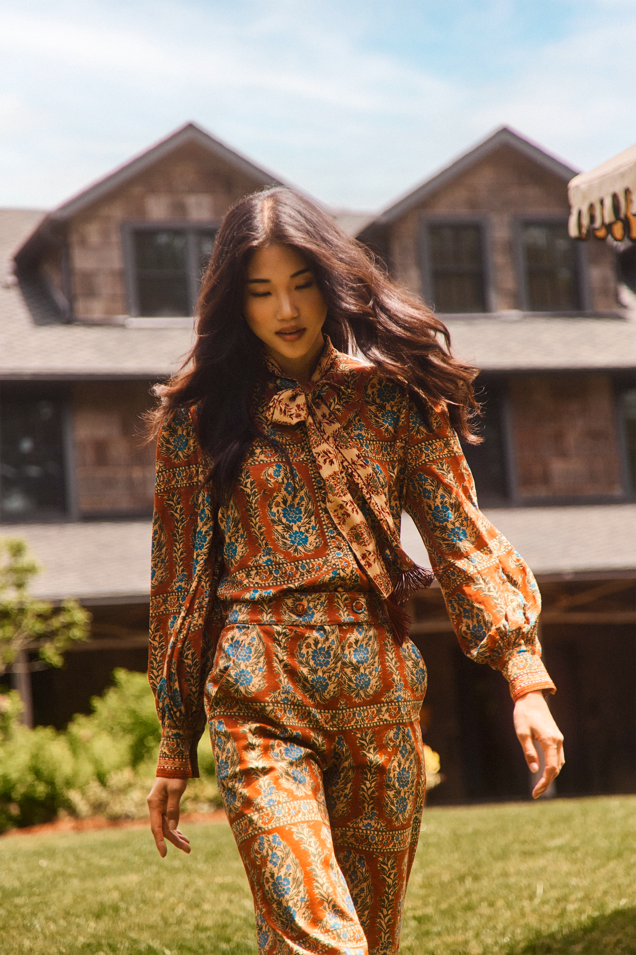 The Karis Blouse in Amber Glen Brown paired with matching Juno Pant.