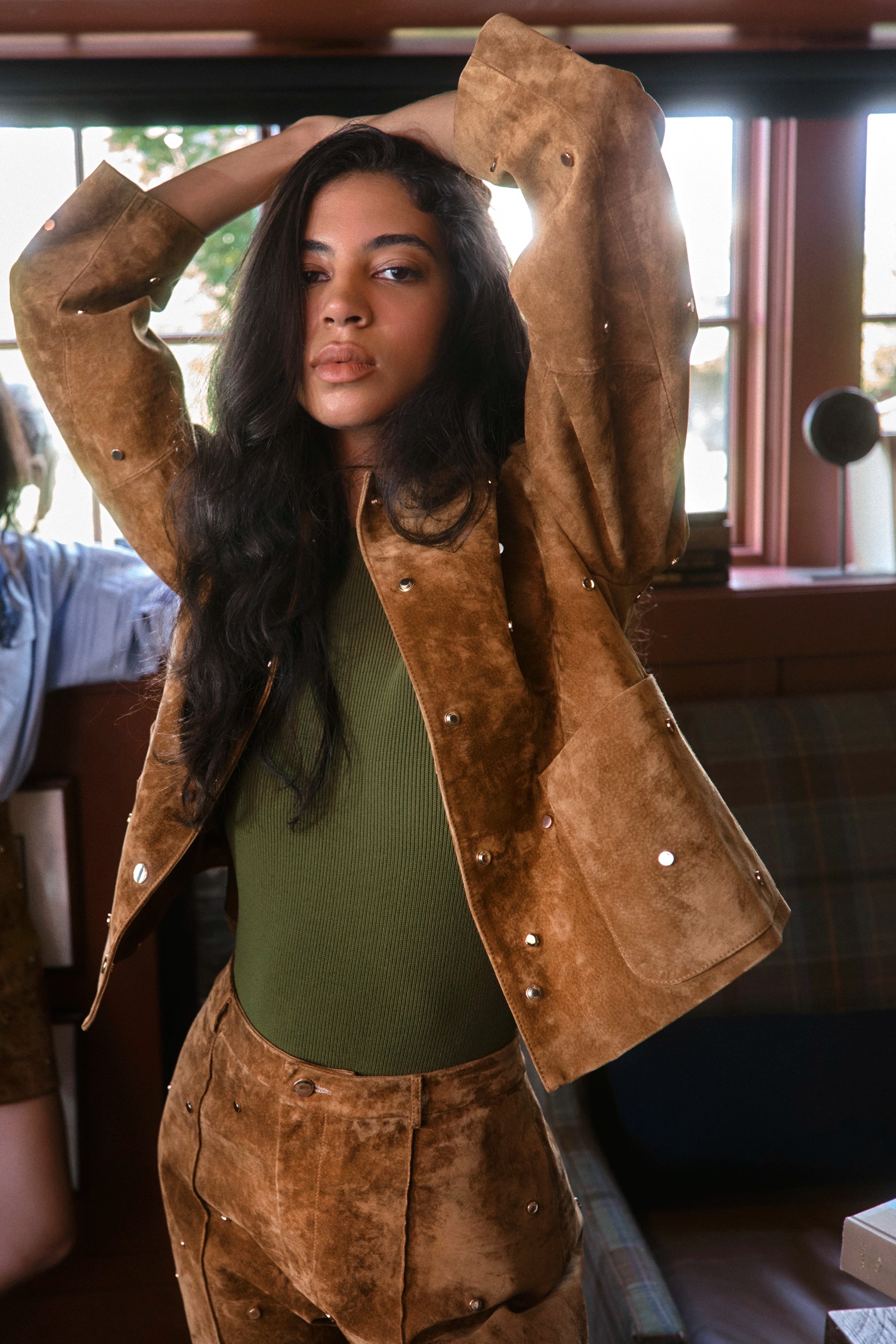 The Hanlin Jacket in Saddle paired with the matching Hills Pants and Lee Top in pine grove. 