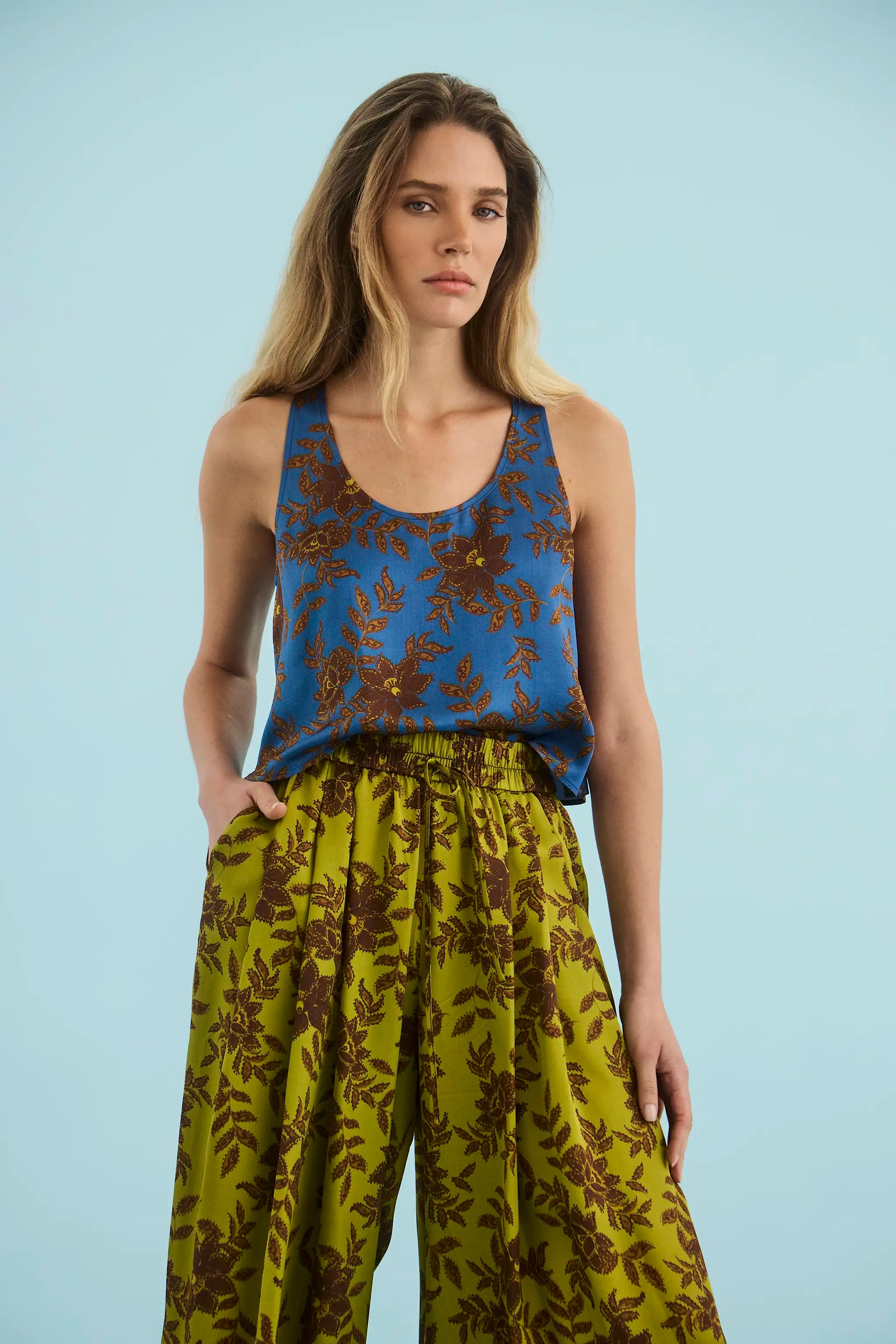 The Carsyn Tank in Wild Vine Blue paired with Whisper Pant in Wild Vine Lime. 