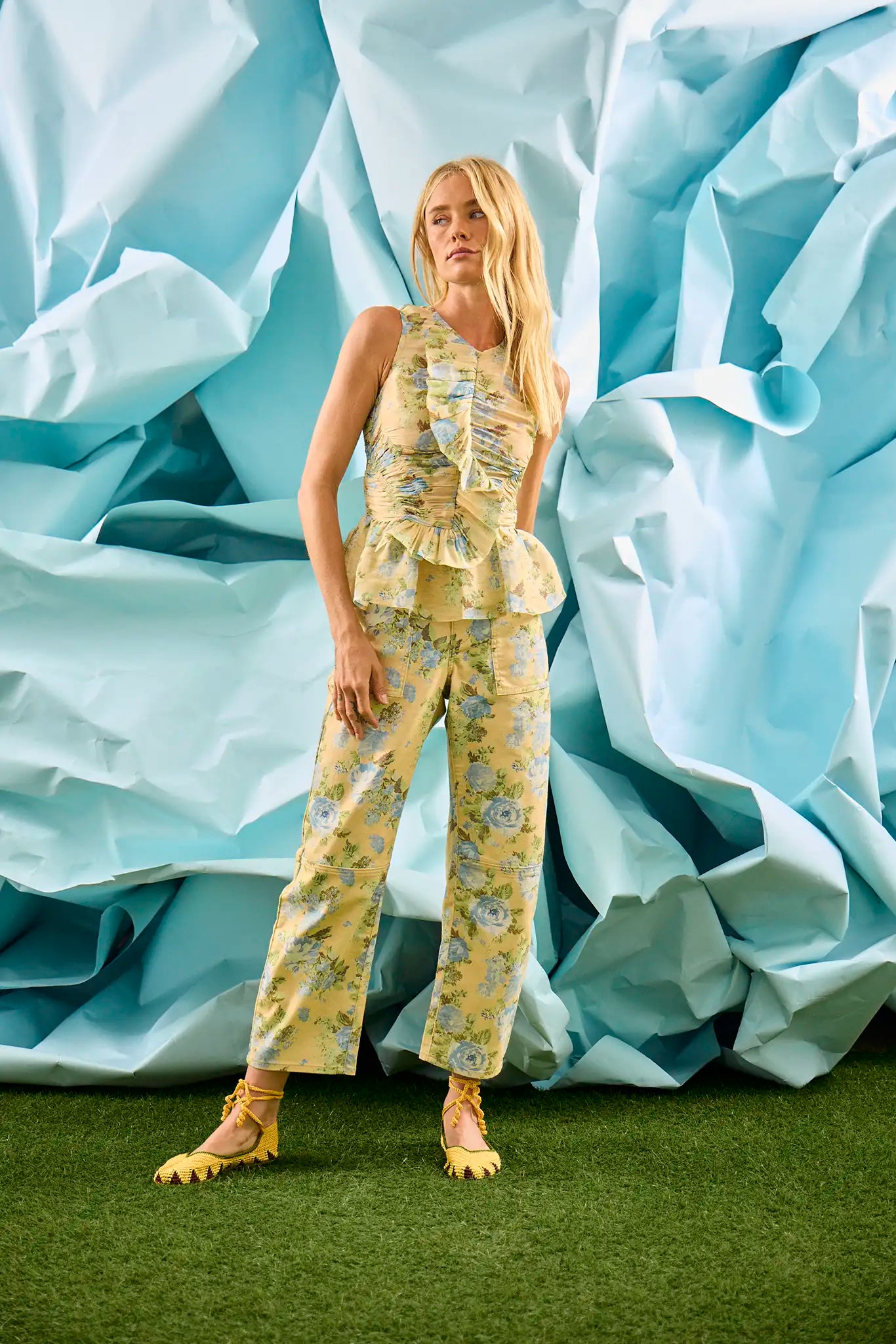 The Doering Top in Garden Rose Periwinkle paired with matching Mallory Jeans.