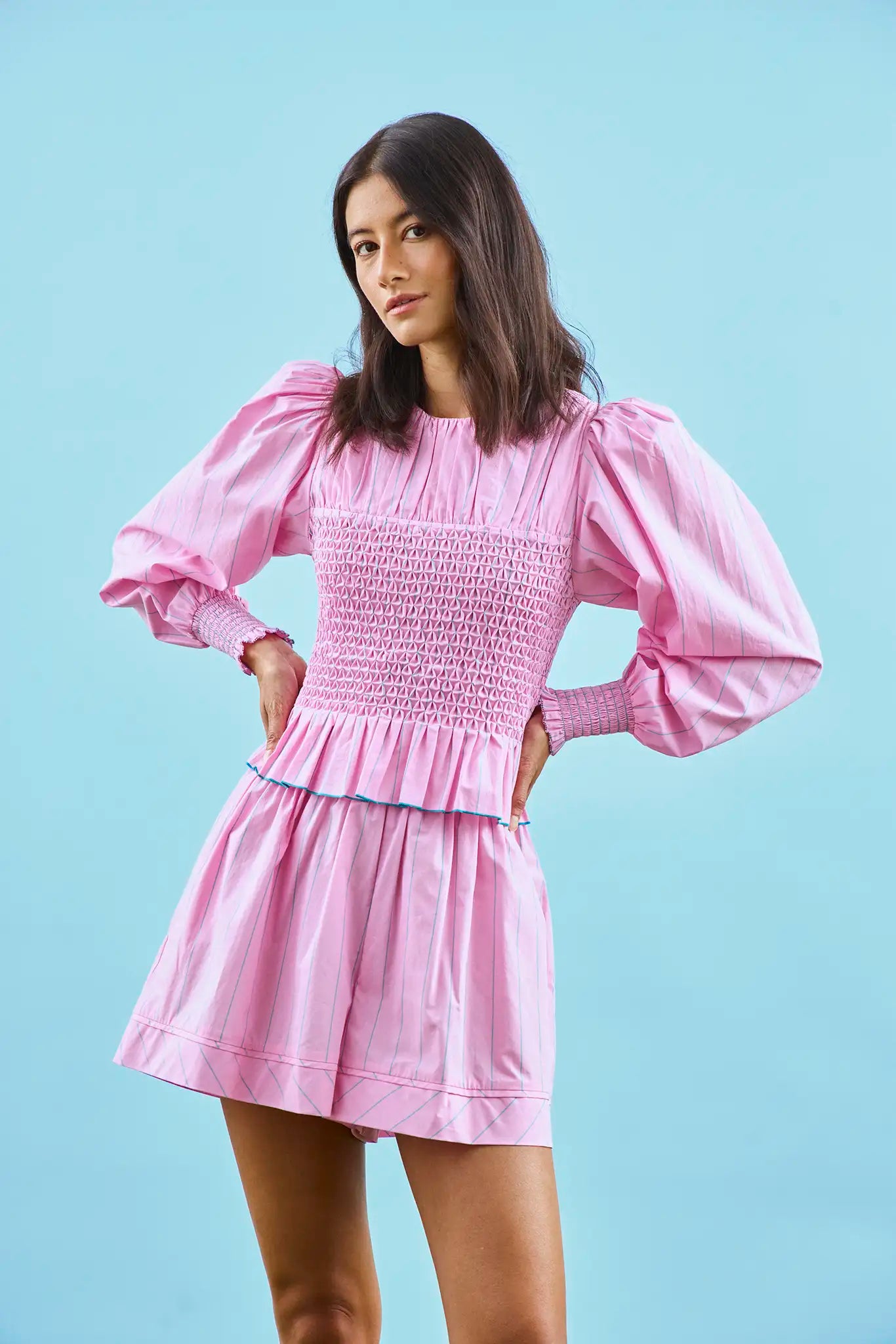 Bell sleeve ribbon bare top ensemble ピンク Eubanks Top | Puff-Sleeve Top | Hunter Bell