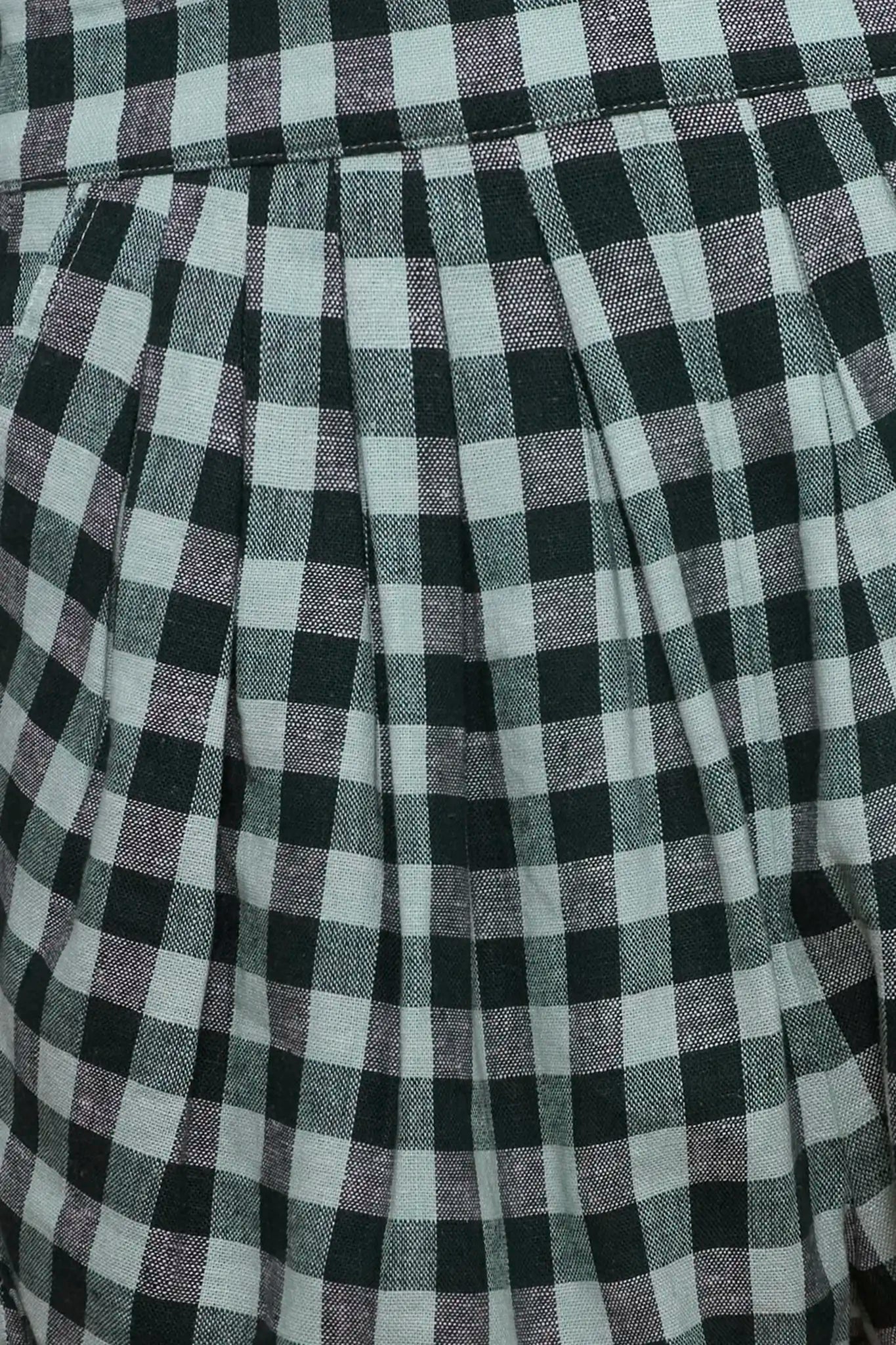 Close up of the Faye Short in Hamilton Check.