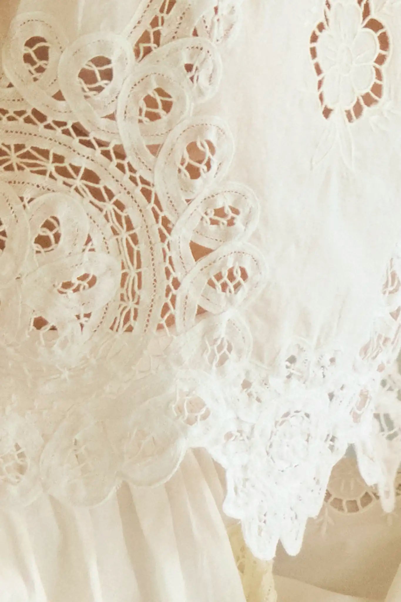 Francesca Top | White Lace Top | Hunter Bell