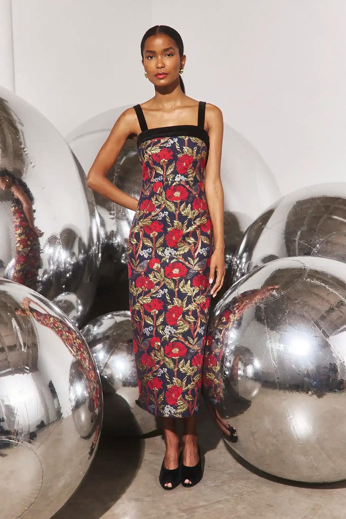 The Gimlet Dress in Palais Floral Gold. 