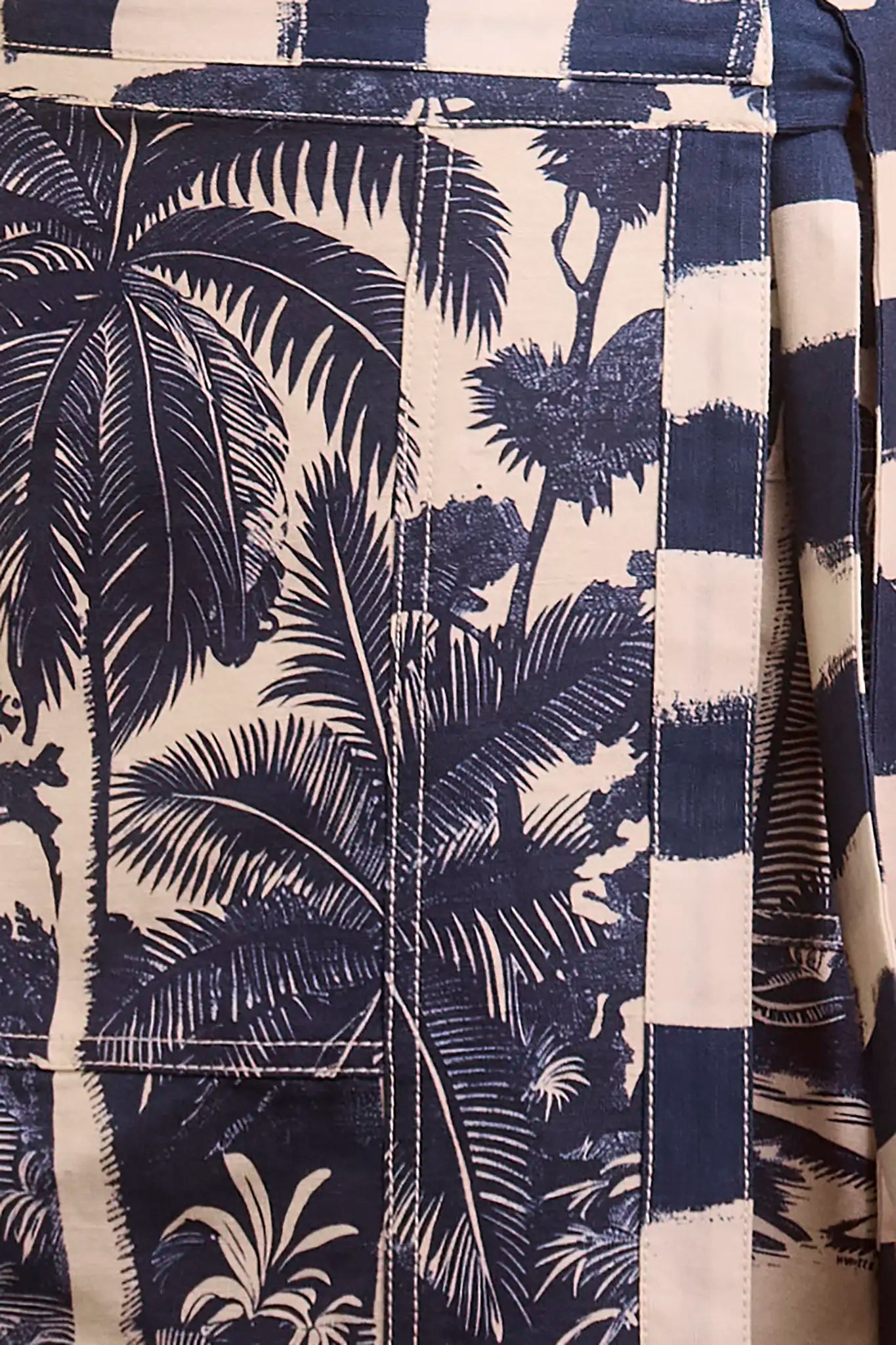 Close up of the Bay Skirt in Bermuda Toile.