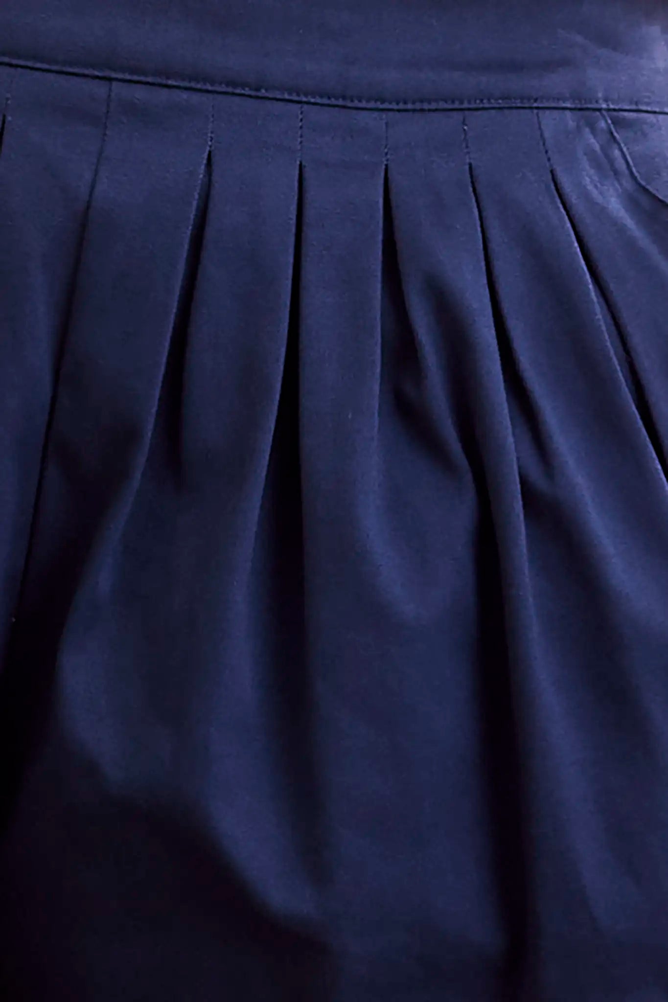 Close up of the Faye Short in Deep Sea.
