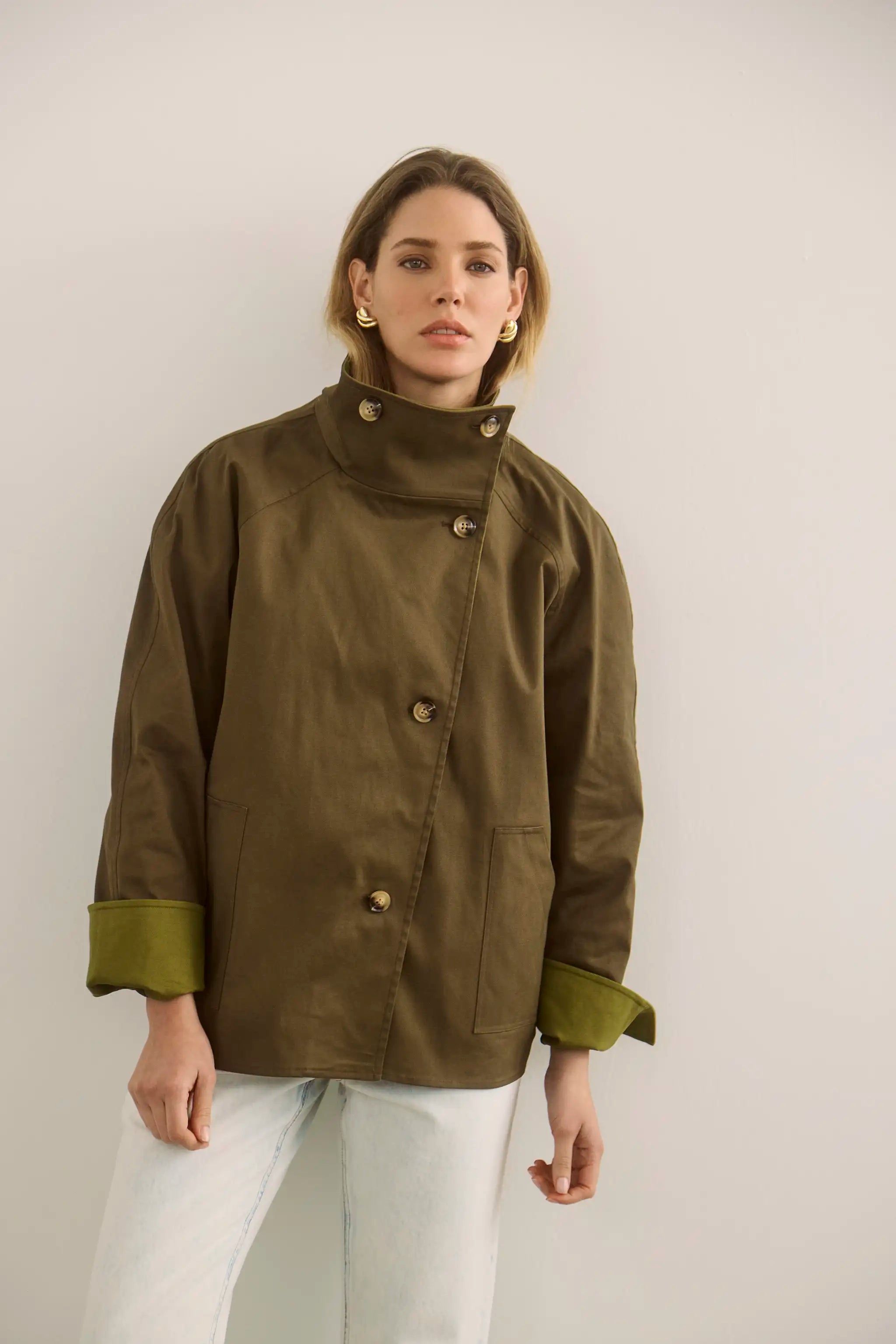 The Howell Cropped Trench paired with the Wray Pant in Washed Blue Denim.