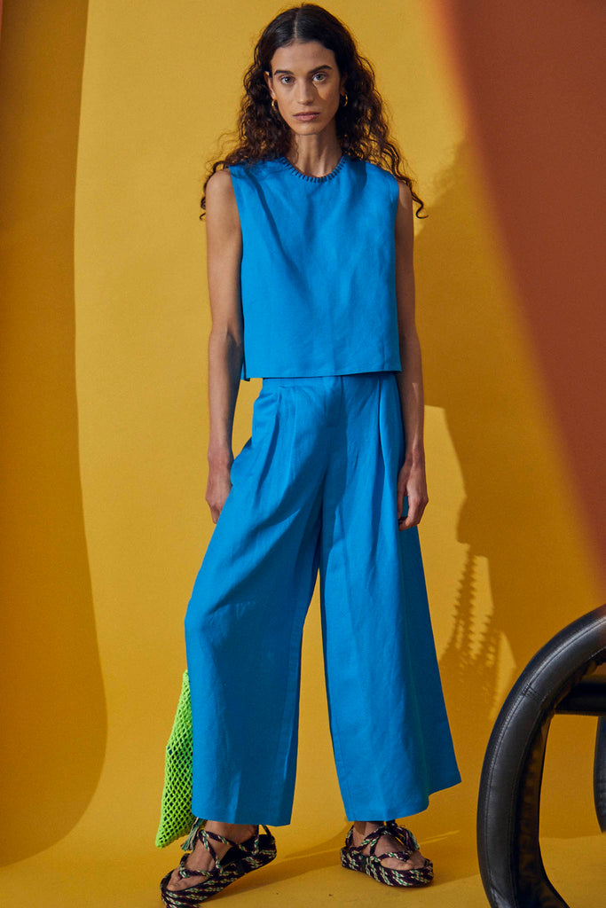 Hunter Bell high waisted linen pants with a pleated front, on-seam hip pockets and a wide leg.