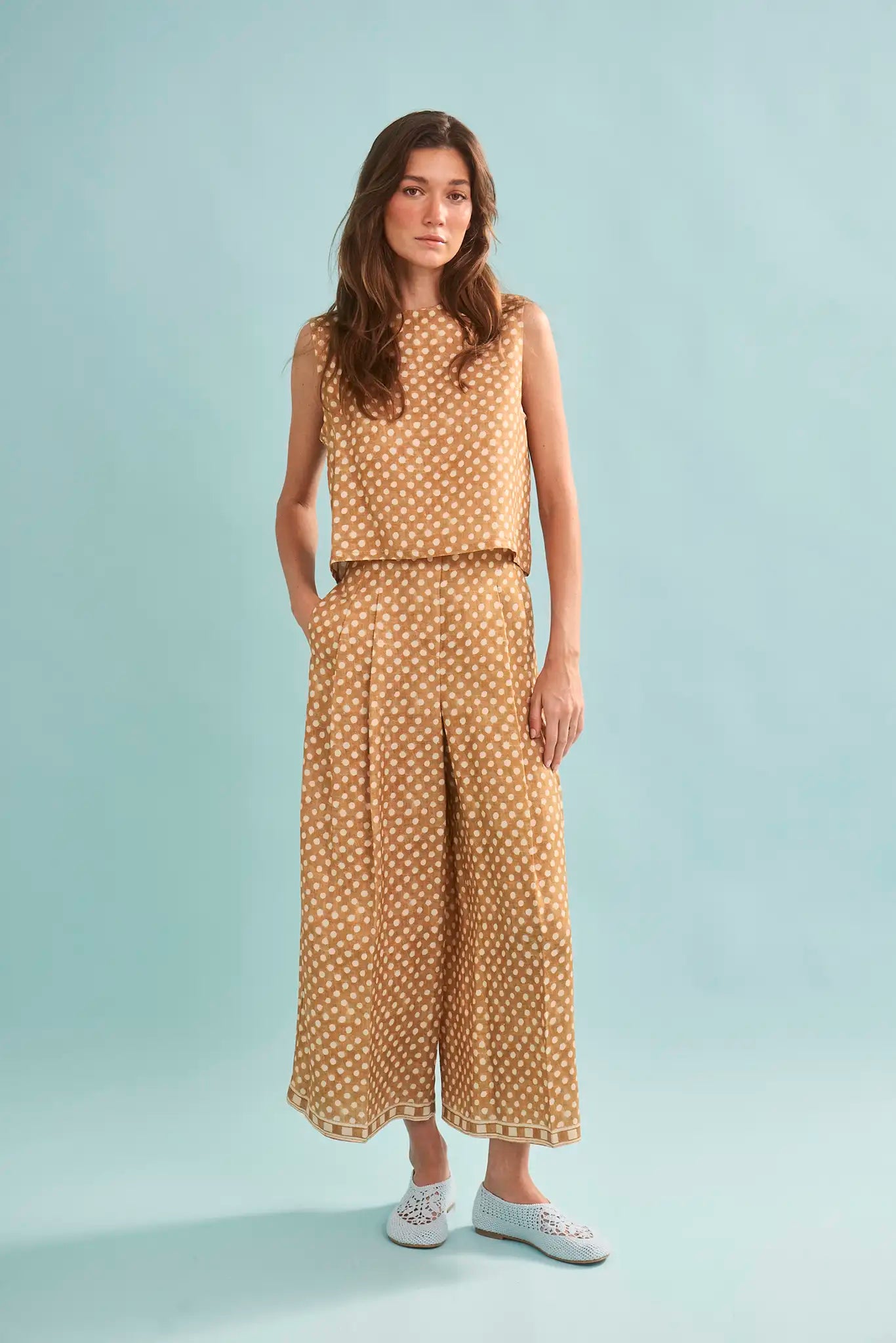 The Manning Top in Coconut Sand Dot paired with matching Cunningham Pant.
