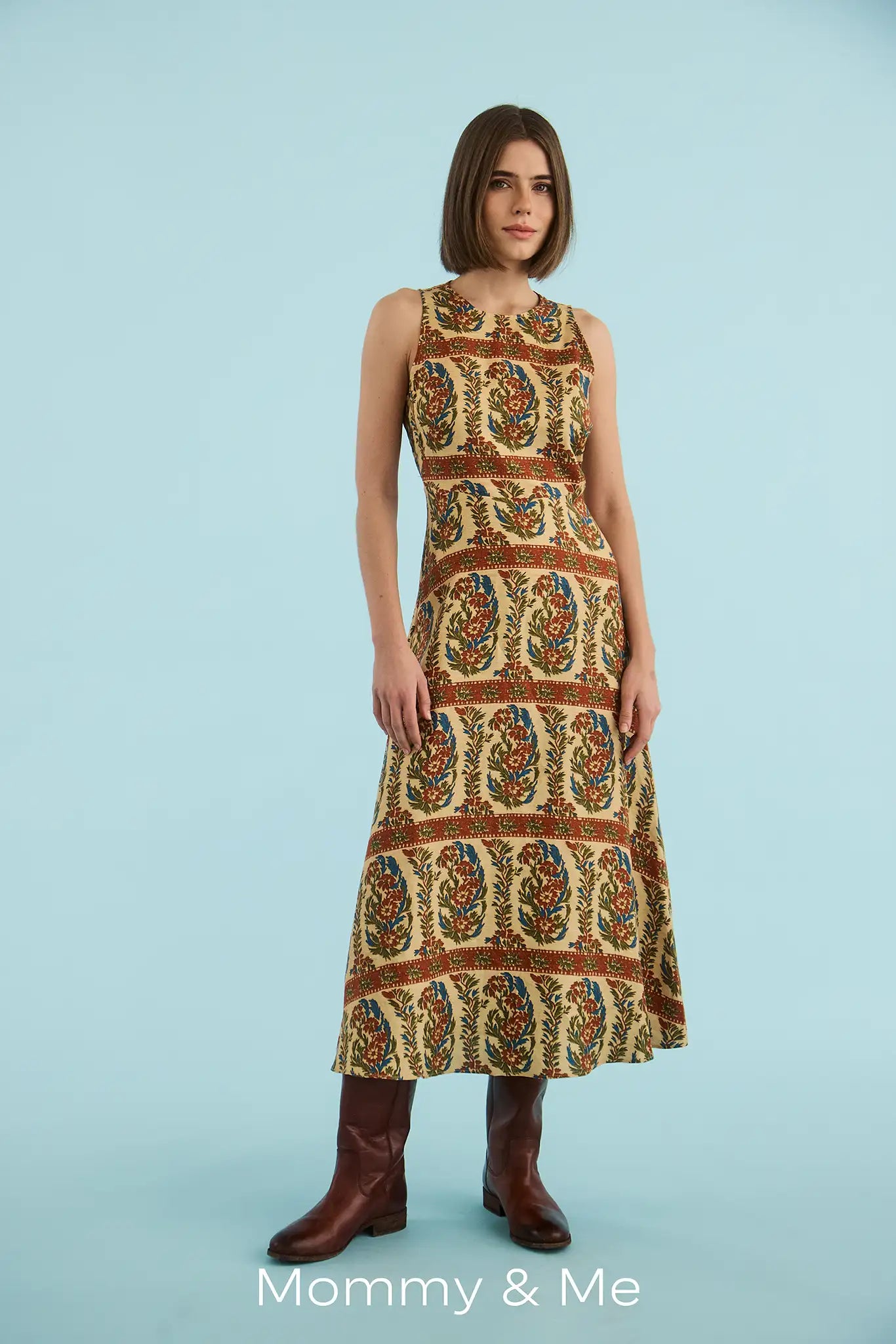 Faith Dres in Amber Glen Cream.