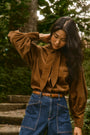 The Odessa Shirt in Khaki paired with the Mallory Jeans in Blue Ridge Denim. 
