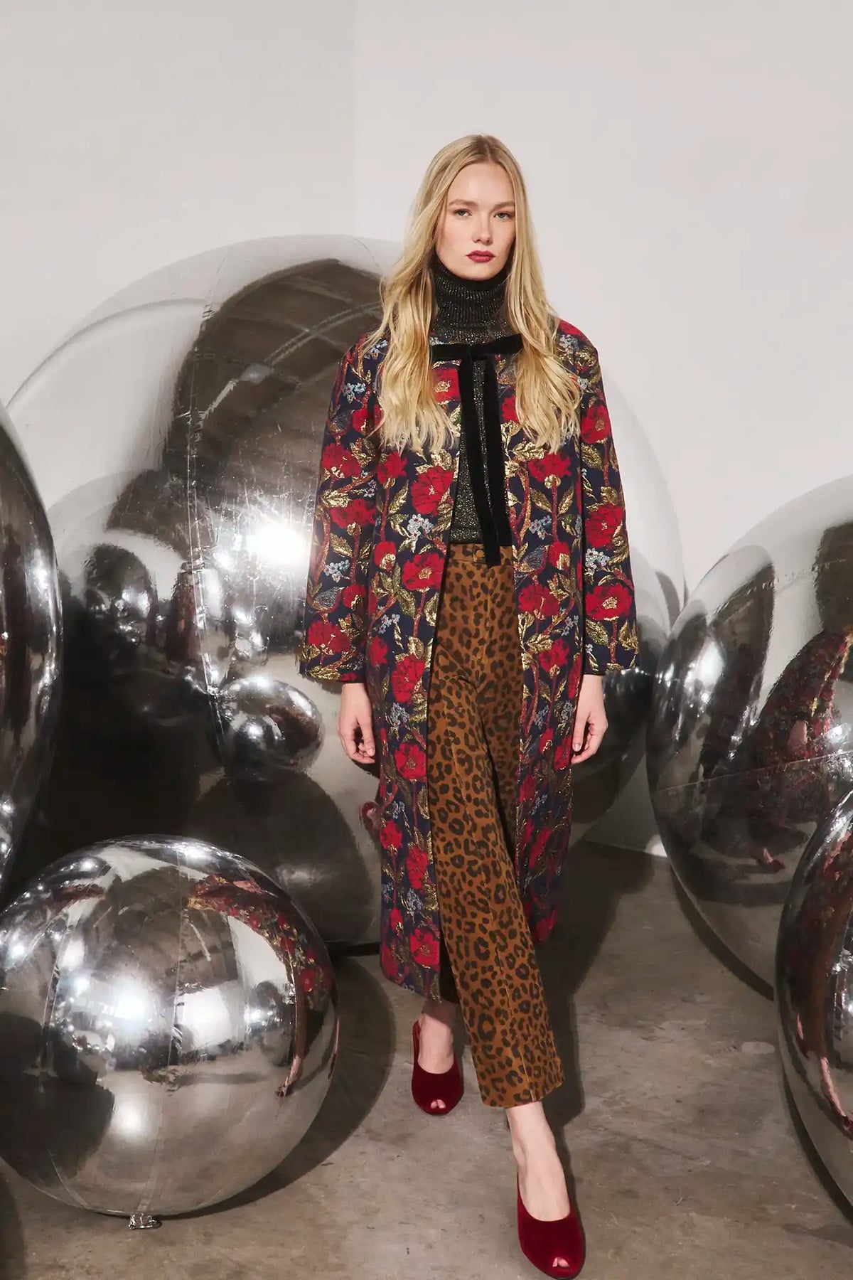 The Portman Coat in Palais Floral Gold paired with the Hills Pants.