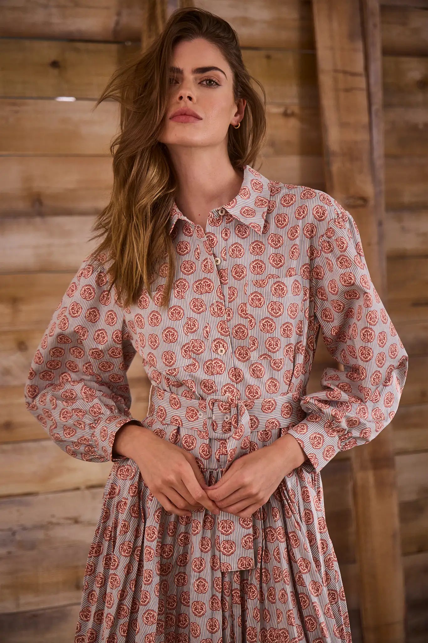 Shirtdress in lightweight cotton sateen with a sunburst circle skirt & voluminous sleeves