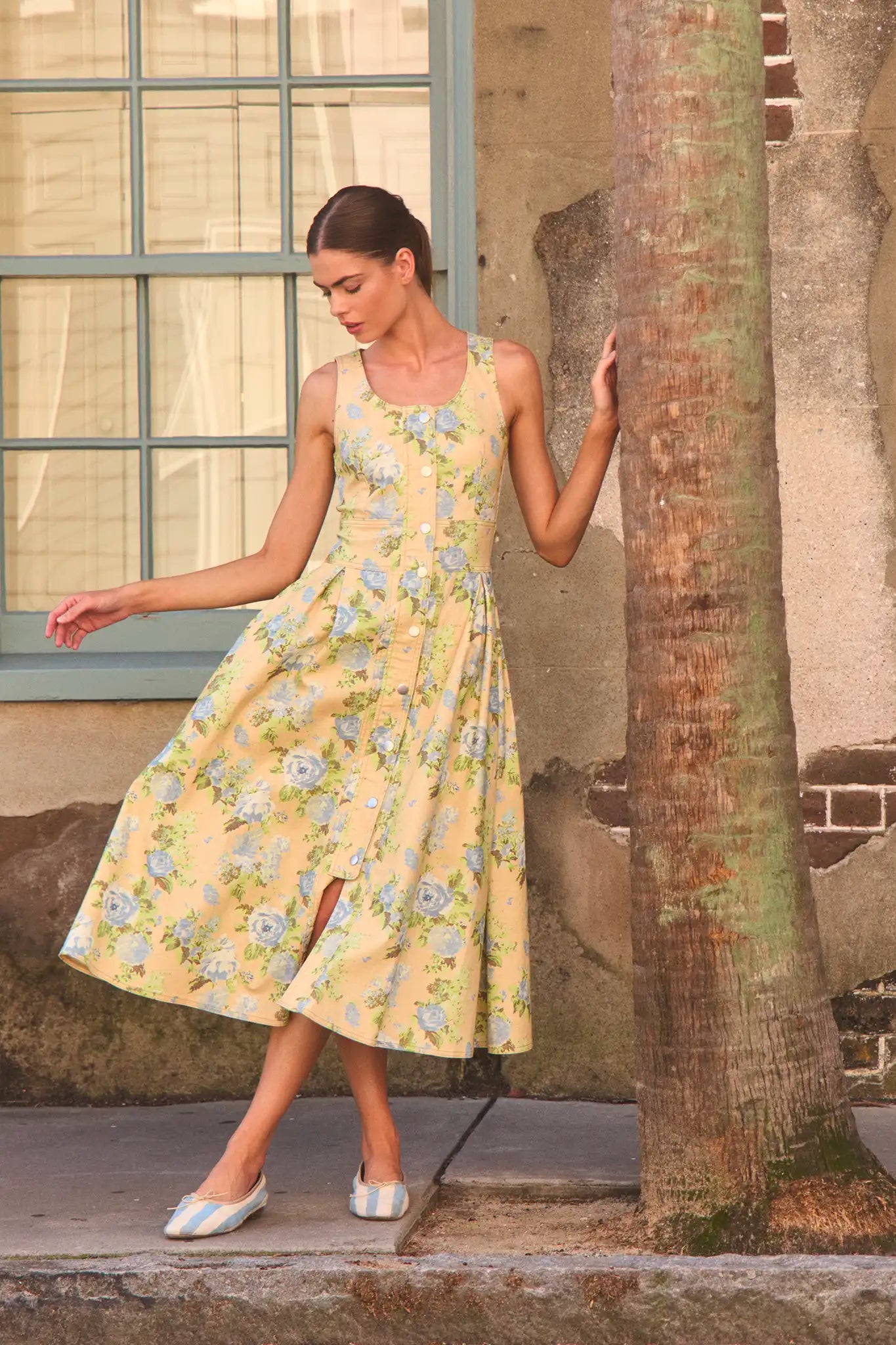 Thompson Dress | Sleeveless Denim Midi Dress | Hunter Bell 6 Thompson Dress | Sleeveless Denim Midi Dress | Hunter Bell 6