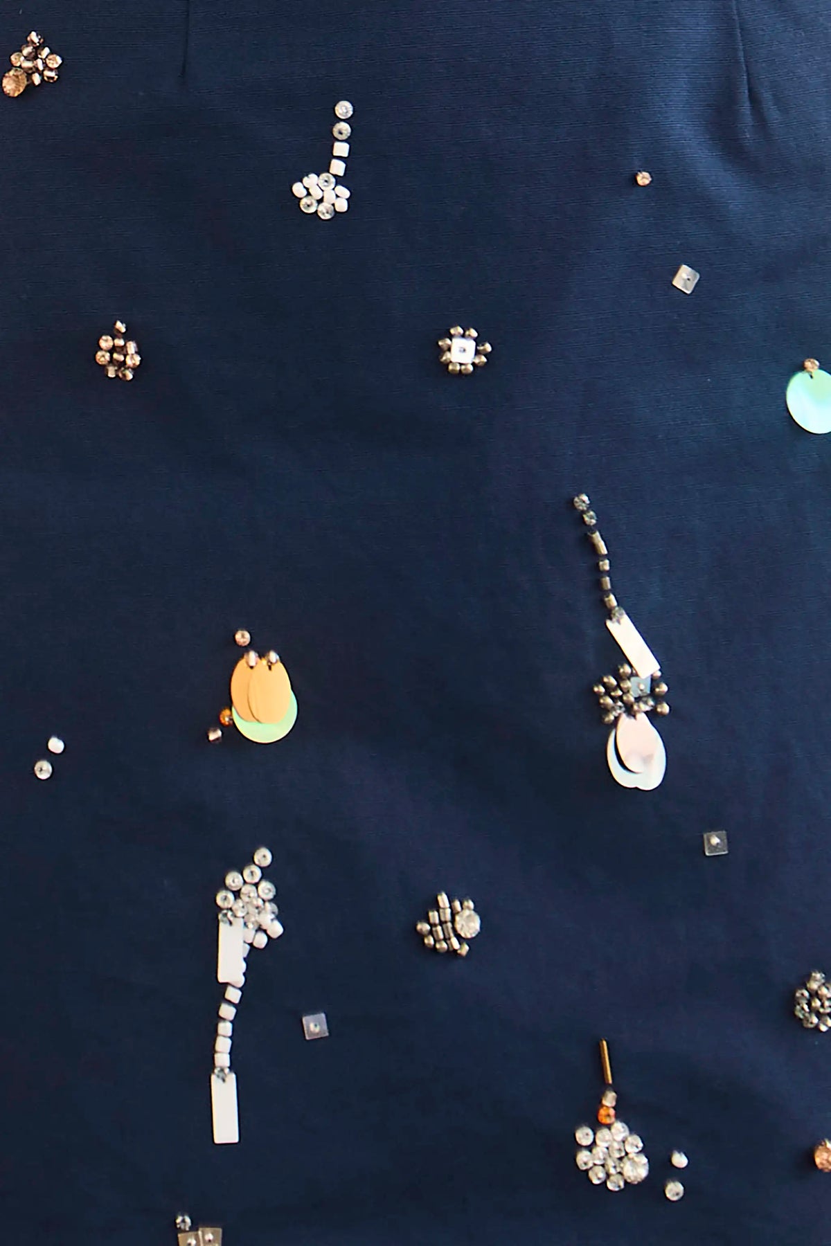 Close up of the Tori Dress in Atelier Splatter Navy. 